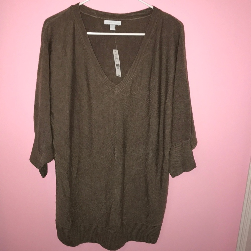 NWT, v-neck sweater!